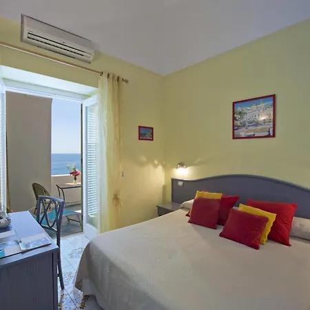 Palazzo Talamo Hotel