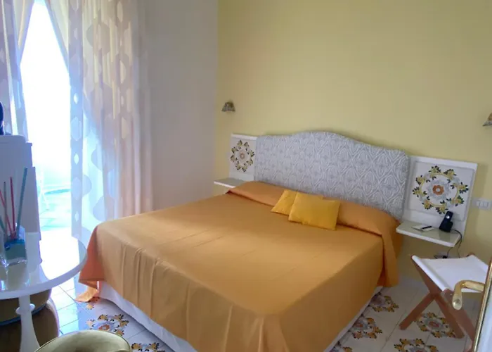 Ξενοδοχείο Palazzo Talamo 3*