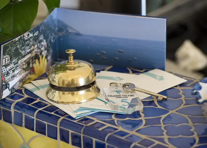 Palazzo Talamo Ξενοδοχείο 3*