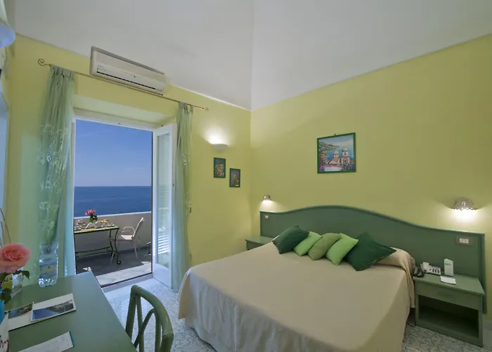 Ξενοδοχείο Palazzo Talamo 3*