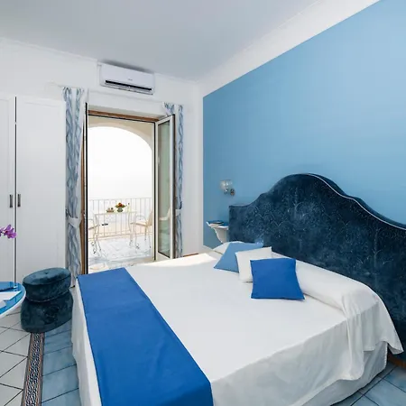 Hotell Palazzo Talamo 3*