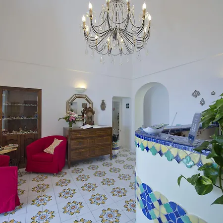 Palazzo Talamo Hotell 3*